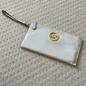 Michael Kors Wristlet